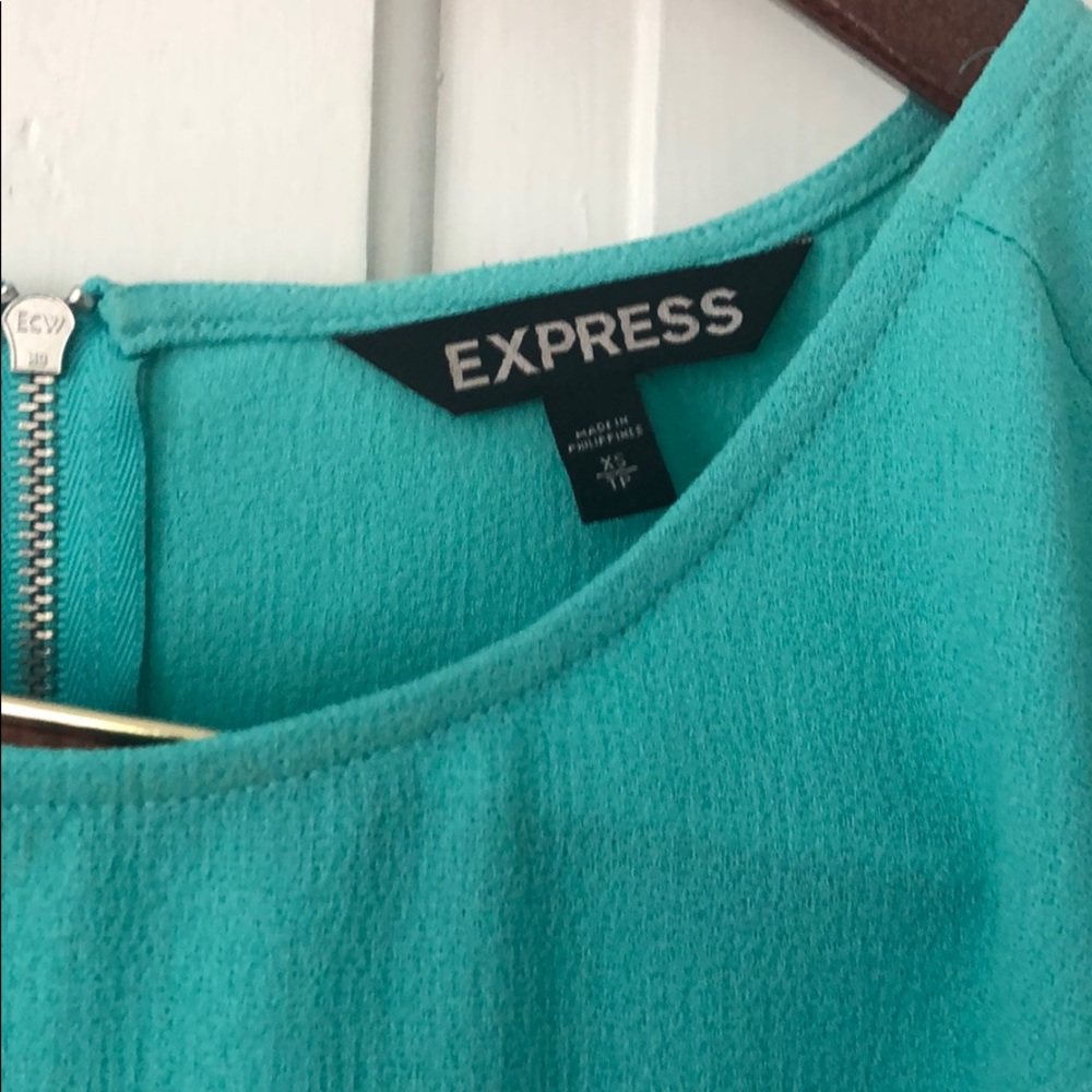Express Zipper Top - Picture 3 of 6